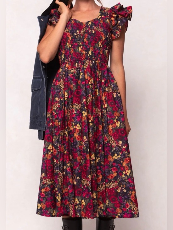 Ivy City Co Dresses & Skirts - Ivy City Co Hattie Dress in “Night Garden” Floral Smocked Midi Sz-XL